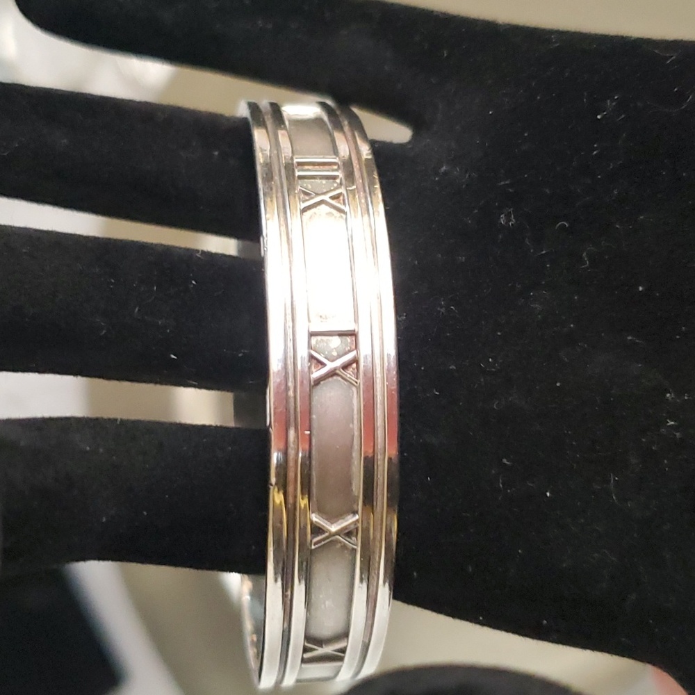 Tiffany & Co. 1995 Sterling Silver Atlas Roman Numeral Bangle Bracelet Italy - Picture 6 of 16